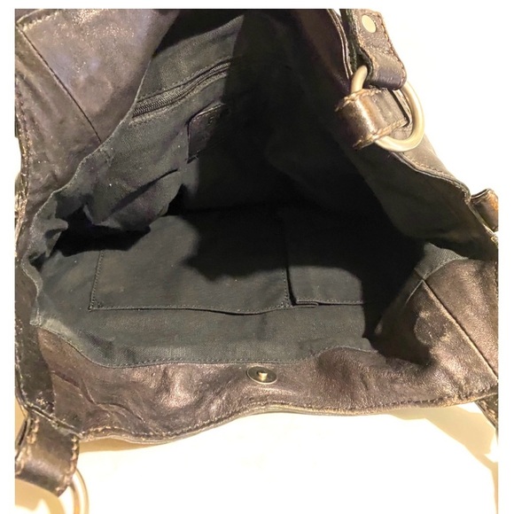 Elegant Black distressed Leather Tote Bag - Picture 6 of 9